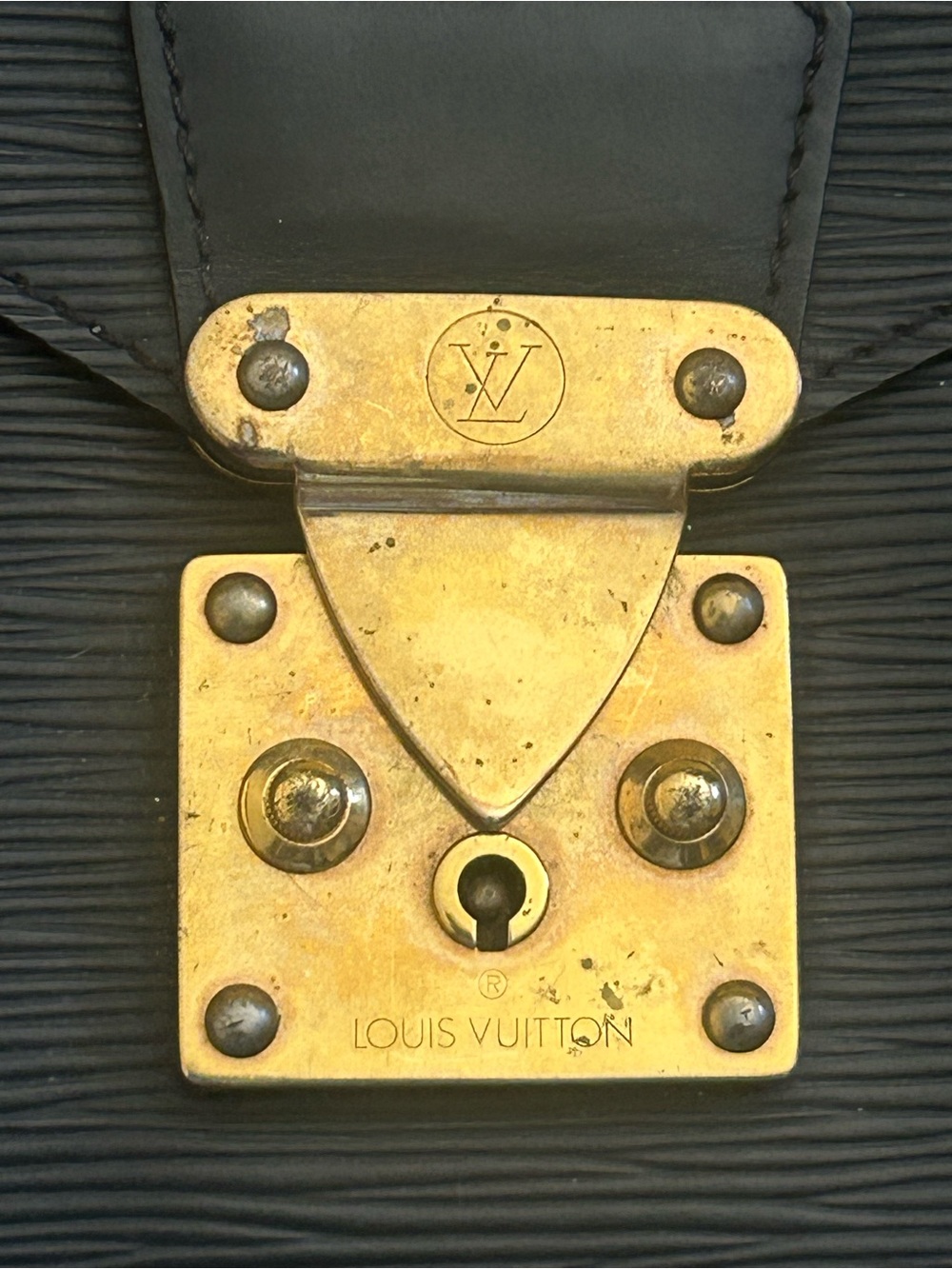 Louis Vuitton Black Epi leather Pochette Sellier Dragonne Clutch Ret. $900-1200 - Picture 4 of 15